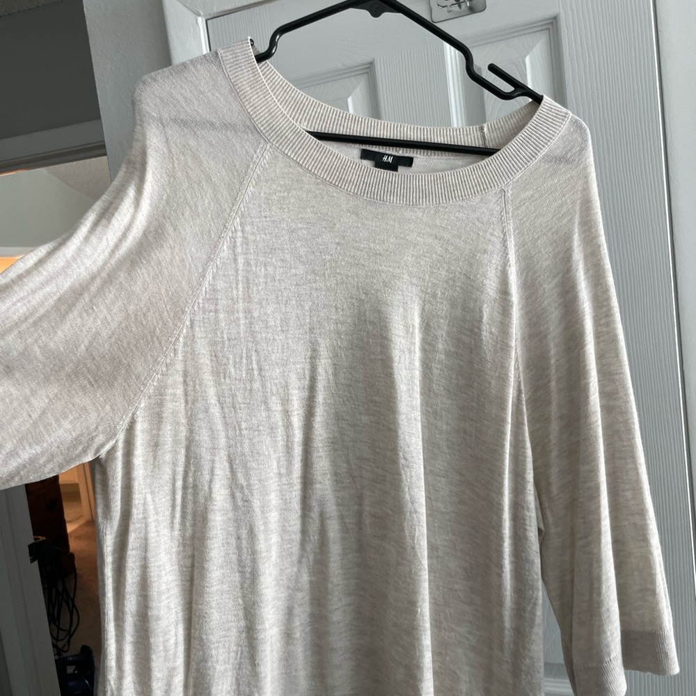 H&M Cream 3/4 Sleeve Cut Out Blouse